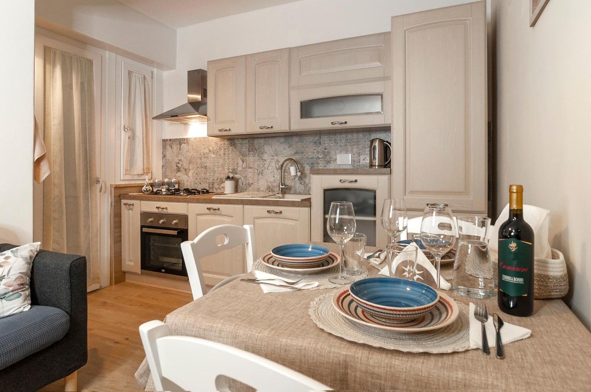 Elegant Comfy Three-rooms In Eur With Parking Rom