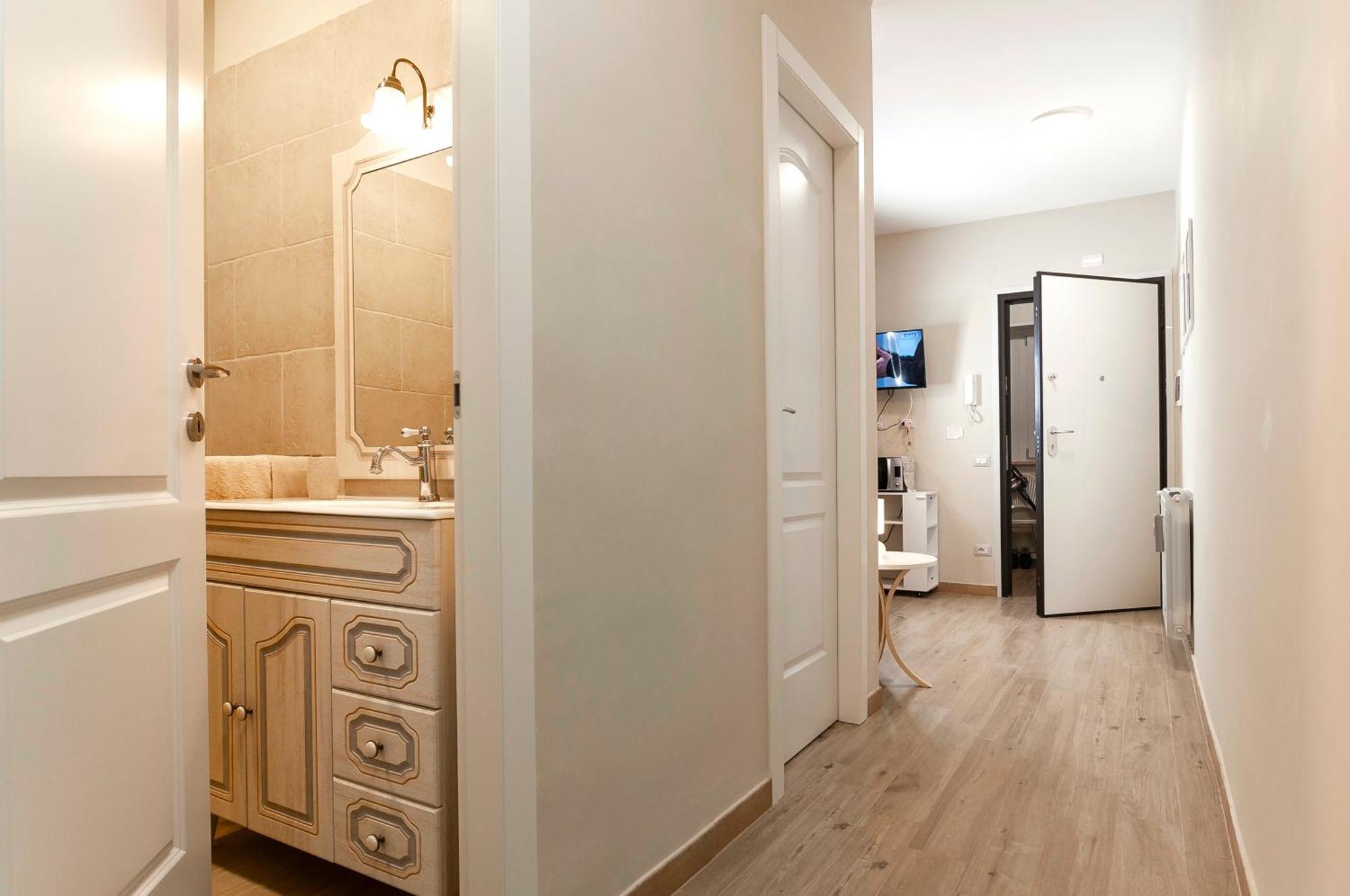 Elegant Comfy Three-rooms In Eur With Parking * Rom