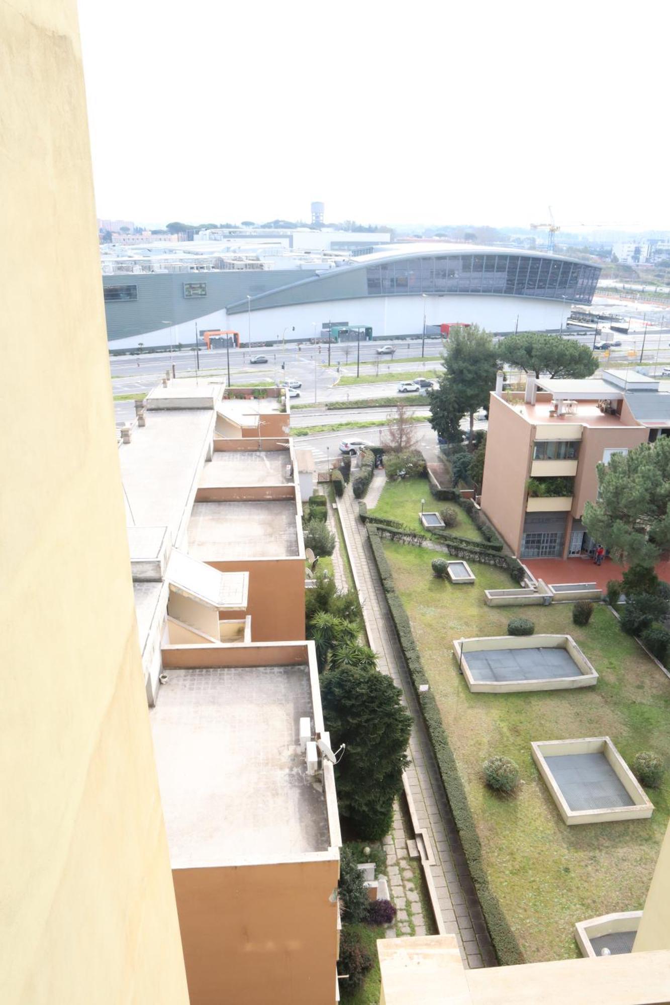 Elegant Comfy Three-rooms In Eur With Parking Rom