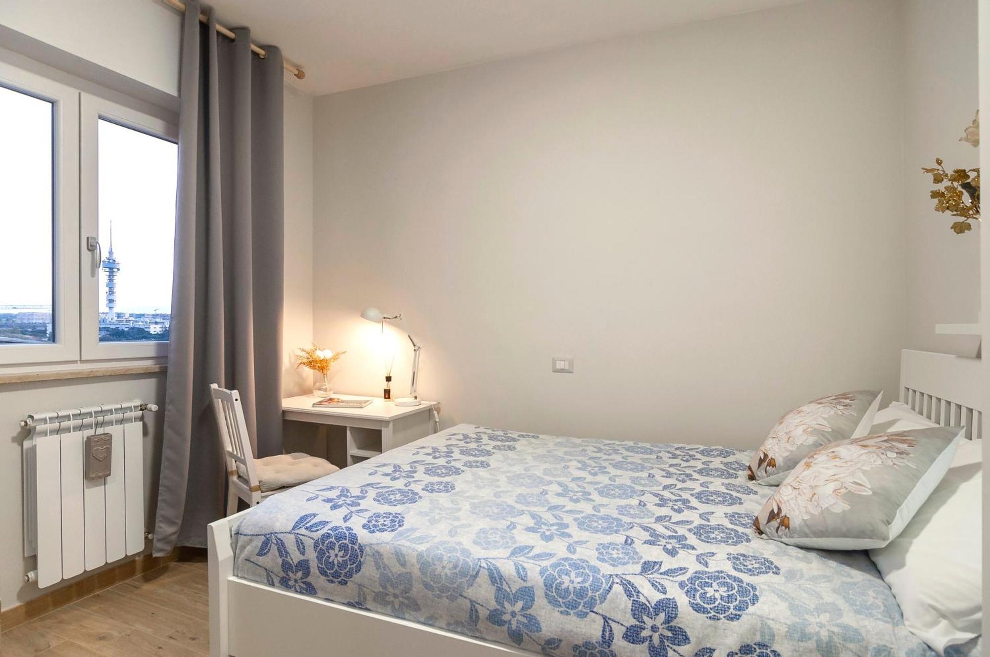 Elegant Comfy Three-rooms In Eur With Parking Lägenhet *